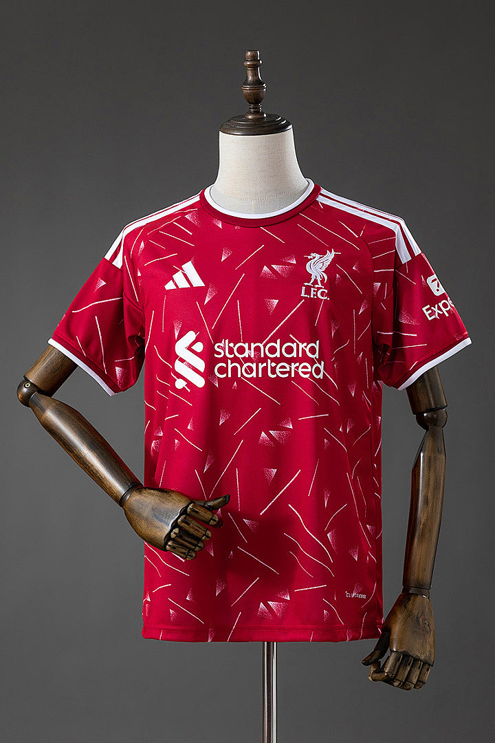 LFC 26/27 Home - imagem 1