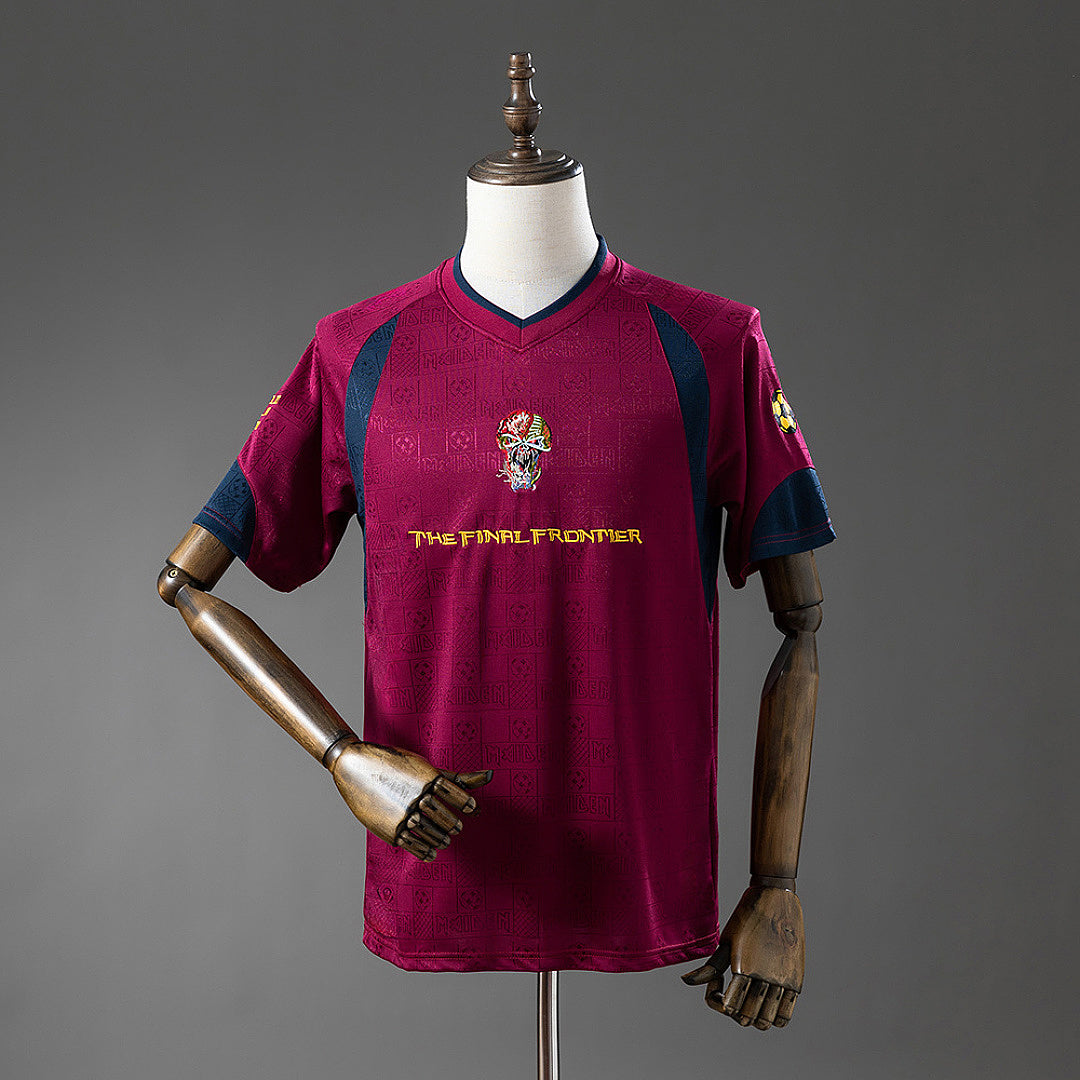 Iron Maiden x West Ham United 2010 Away Retro Jersey - imagem 1