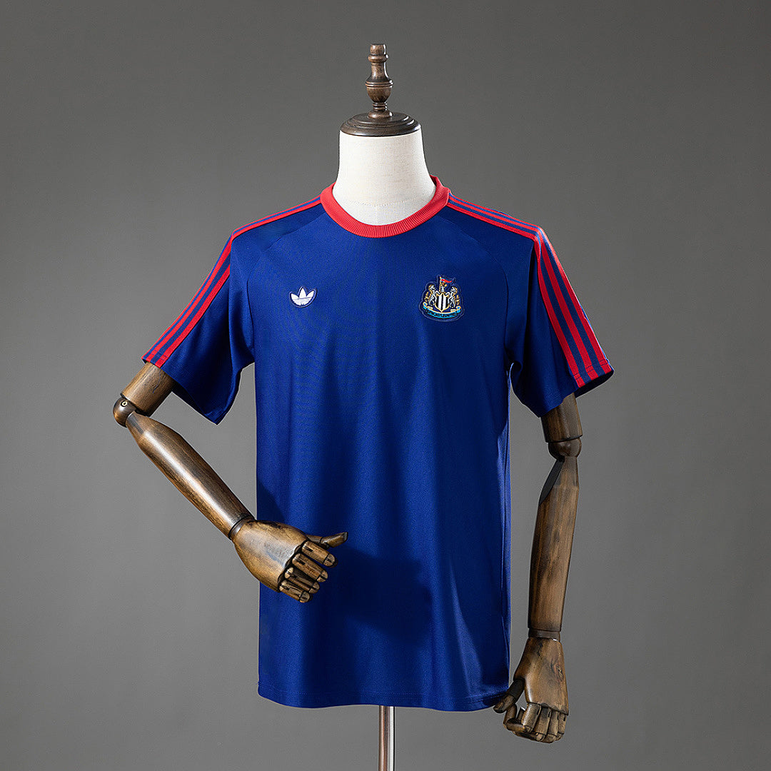 Newcastle United Terrace Icons T-Shirt Blue - imagem 1