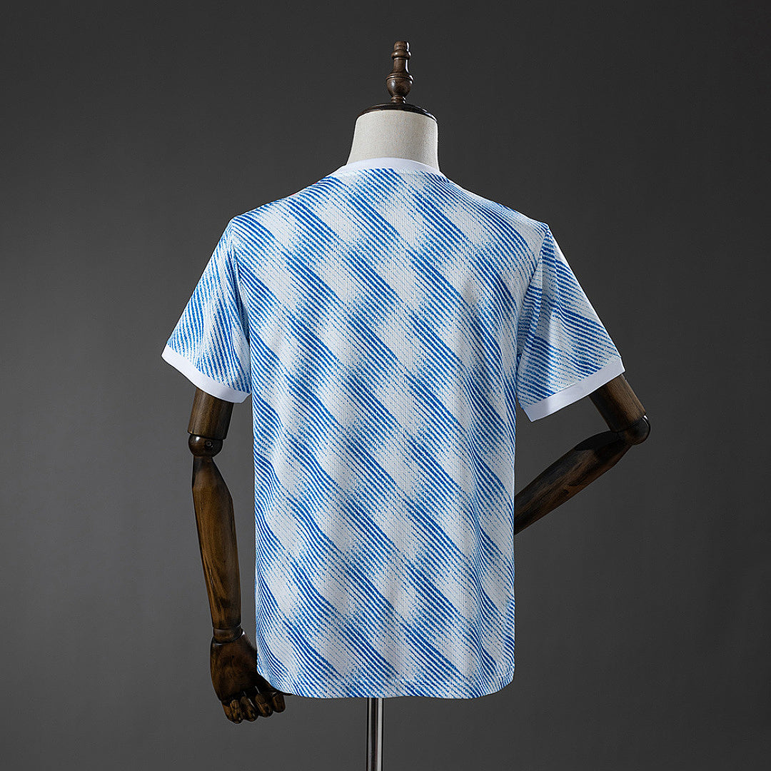 M-U 21/22 Away Retro Jersey - imagem 2