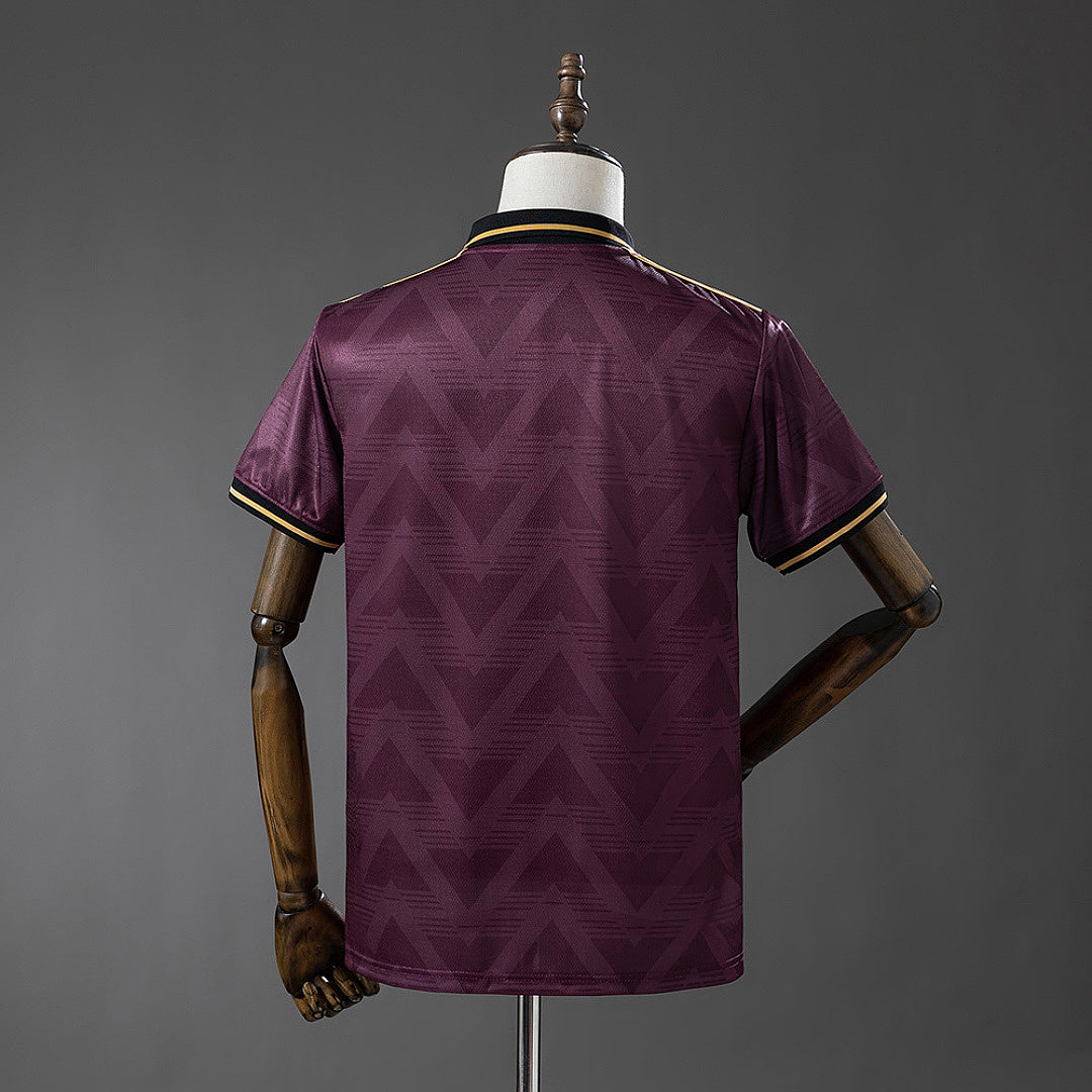 Arsenal 25/26 Special Edition - Maroon Jersey - imagem 2