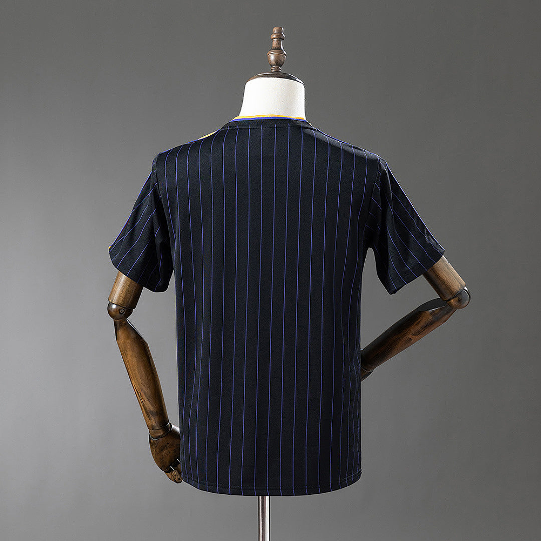 M-U 25/26 Retro Style Jersey - imagem 2