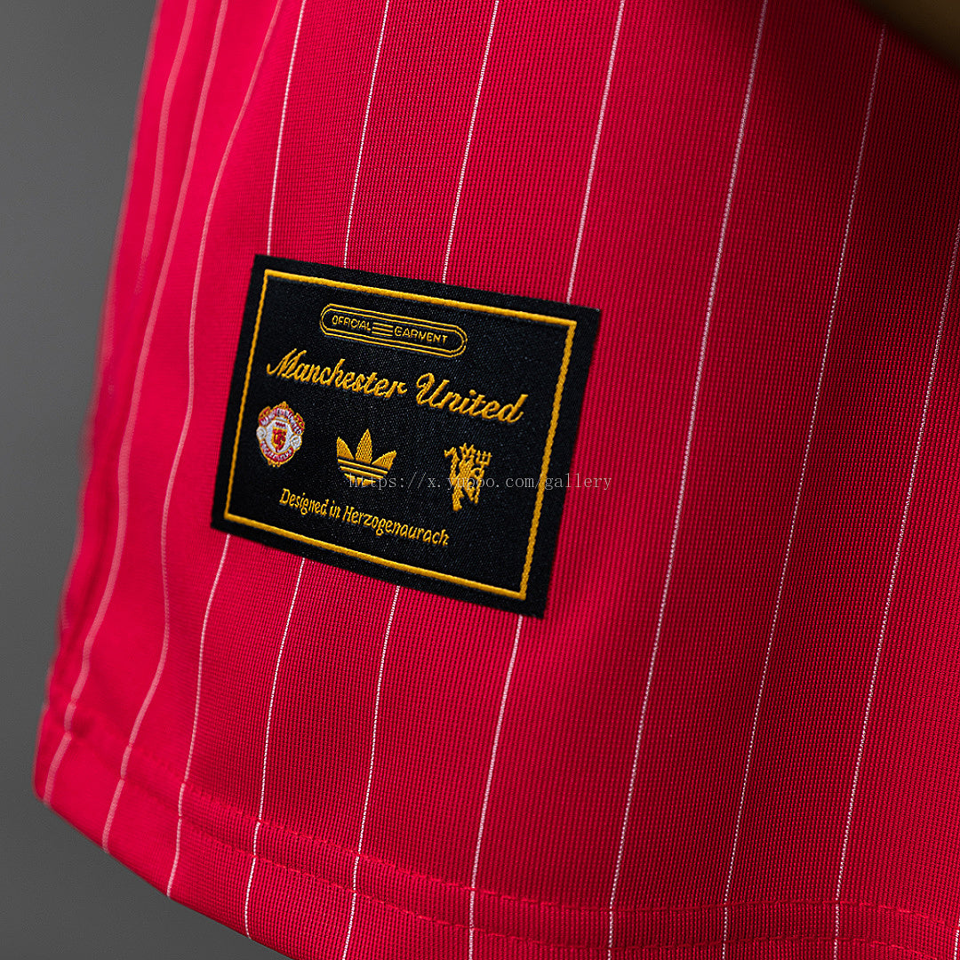 M-U 25/26 Cultural Shirt - Red Jersey - imagem 3