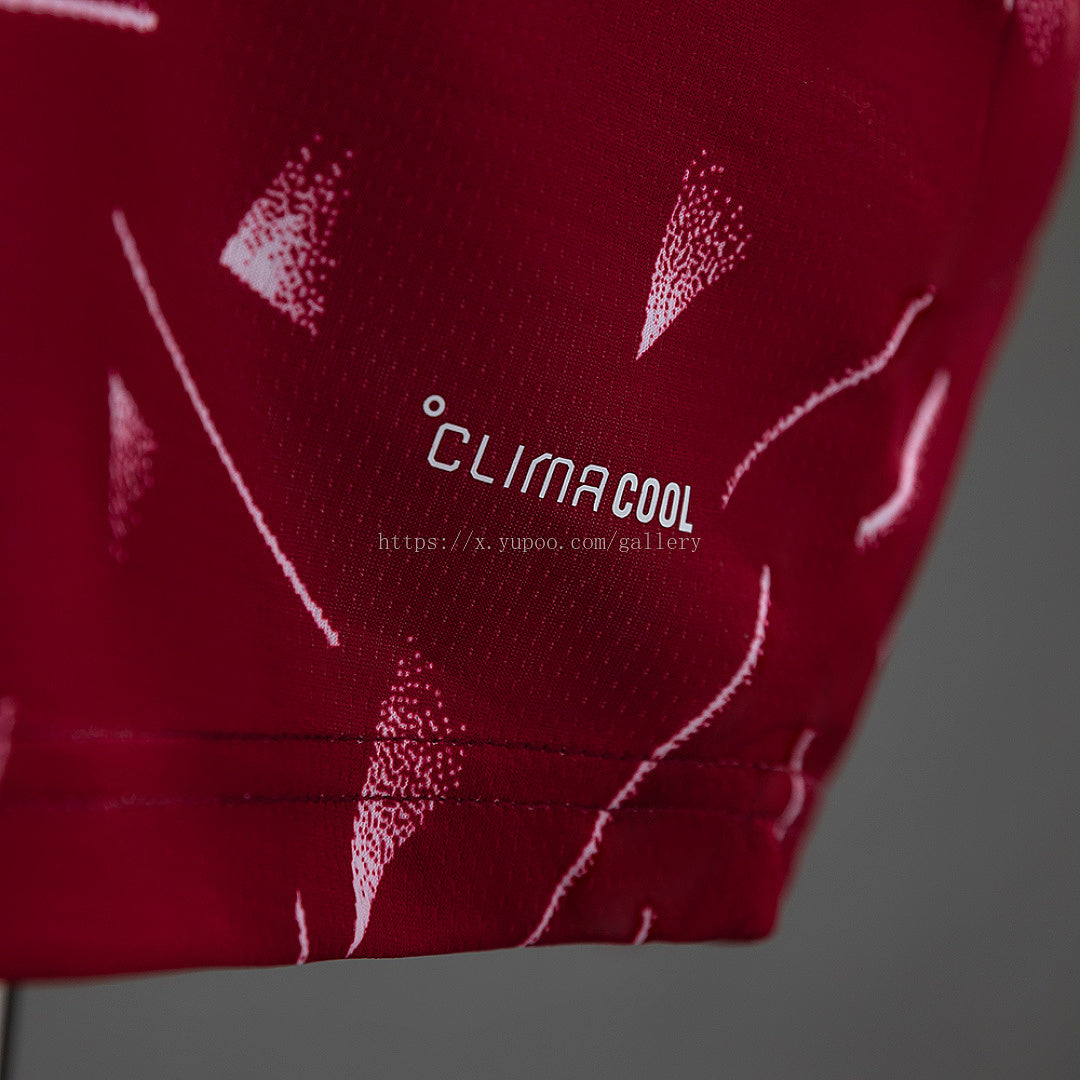 LFC 26/27 home women's crop top - imagem 3