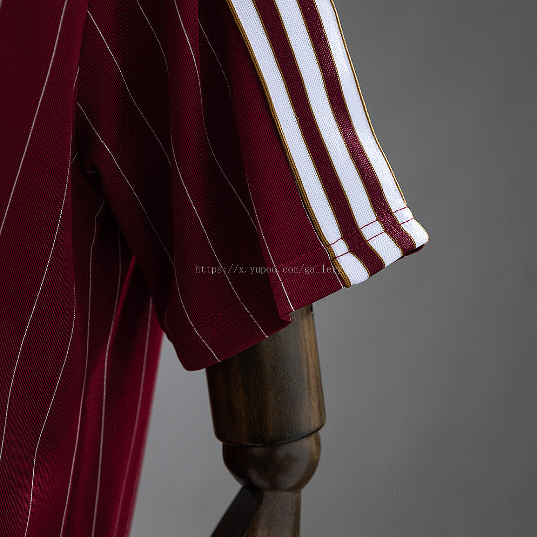 25/26 Arsenal Retro Special Edition Red - imagem 4
