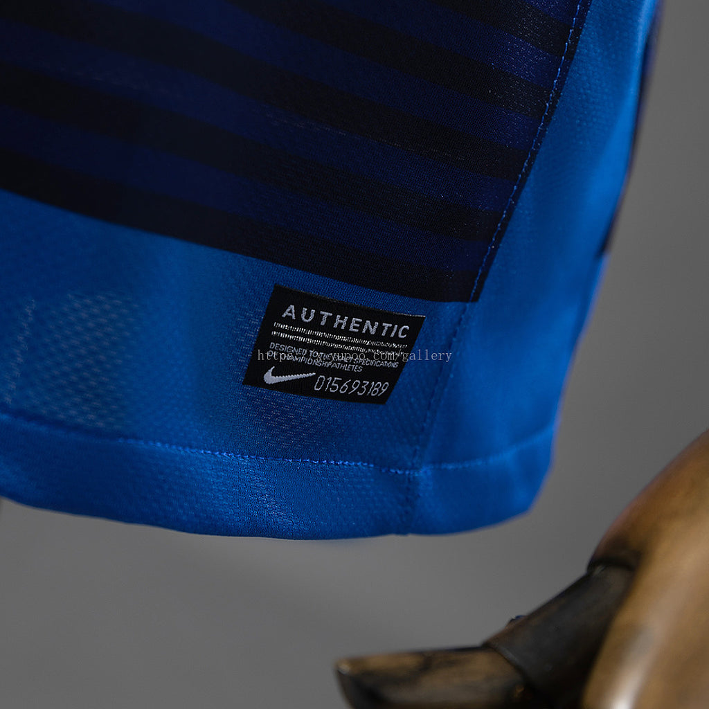 M-U 11/12 Away Retro Jersey - imagem 4