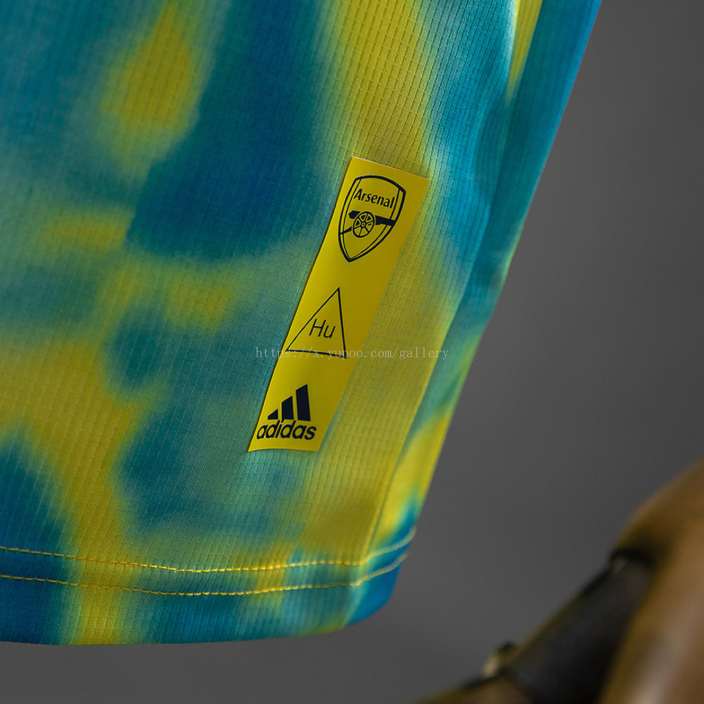 Arsenal x Human Race Retro Jersey - imagem 4