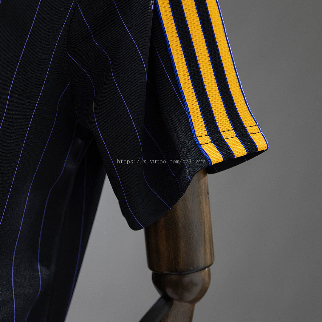 M-U 25/26 Retro Style Jersey - imagem 4