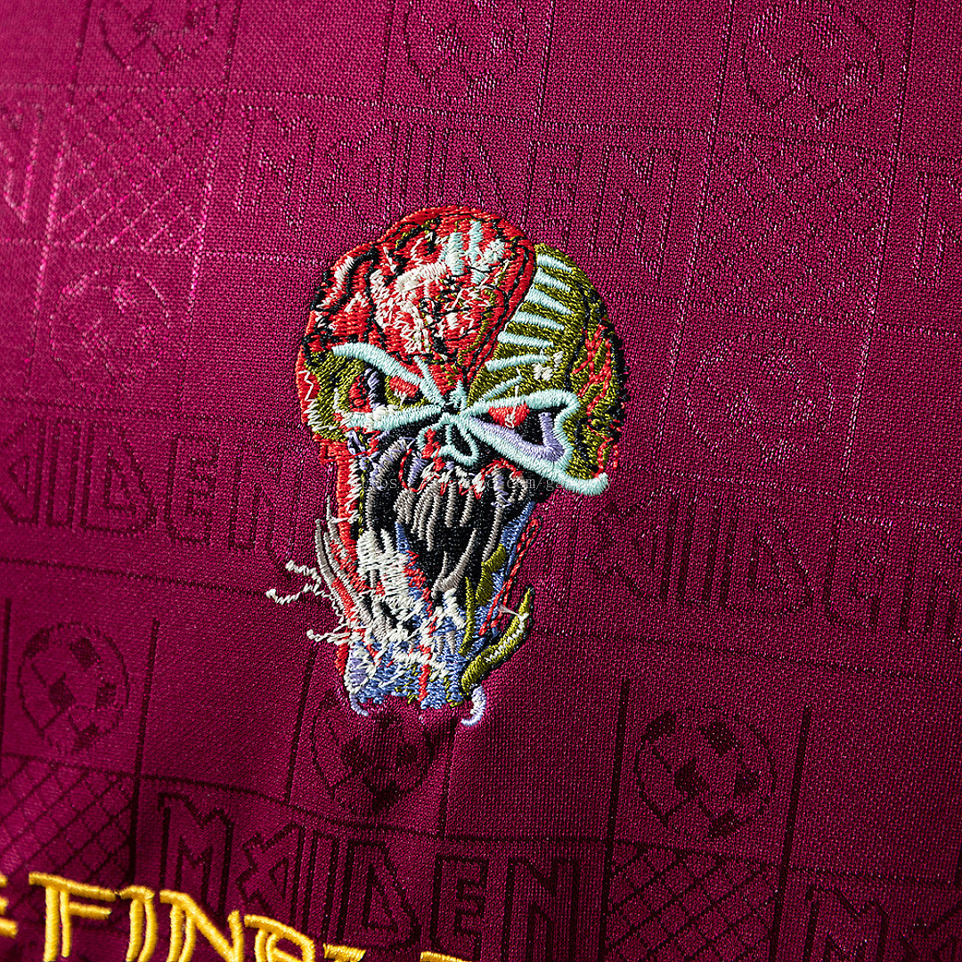 Iron Maiden x West Ham United 2010 Away Retro Jersey - imagem 5