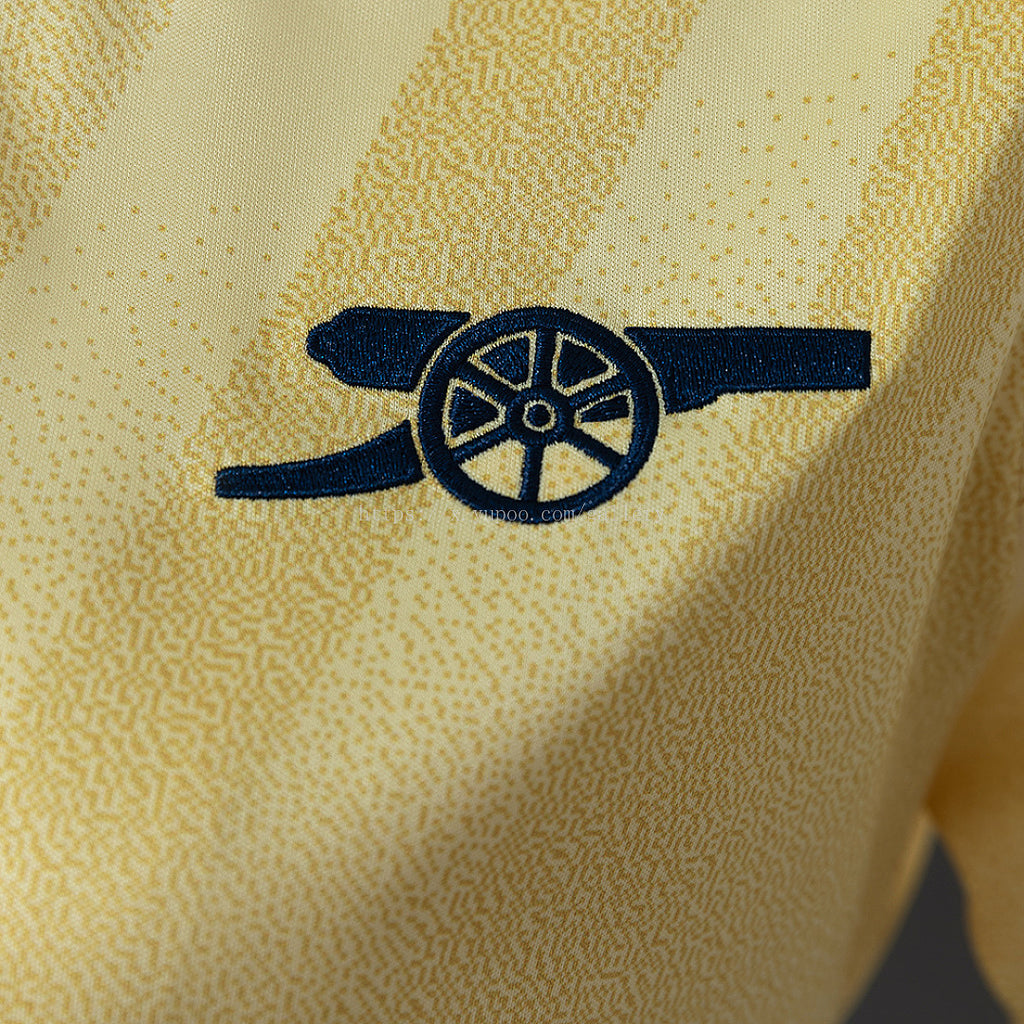 Arsenal 26/27 second-guest women's crop top - imagem 6