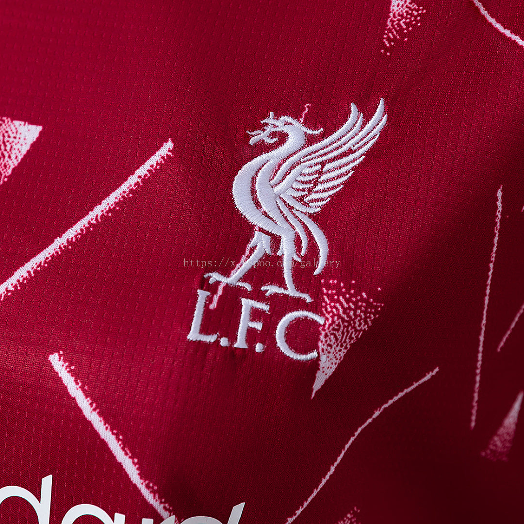 LFC 26/27 home women's crop top - imagem 6
