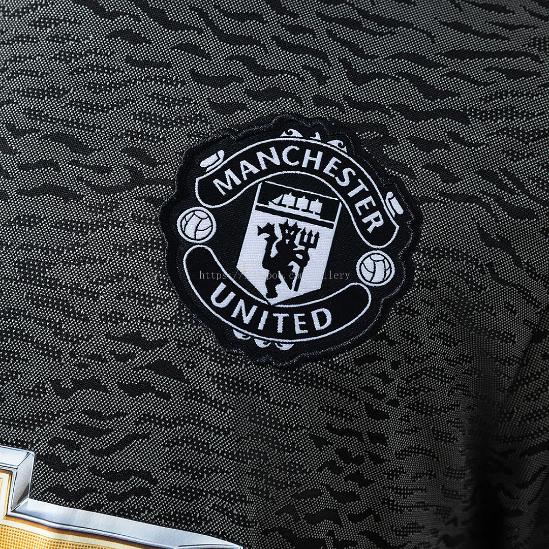 M-U 20/21 Away Retro Jersey - imagem 6