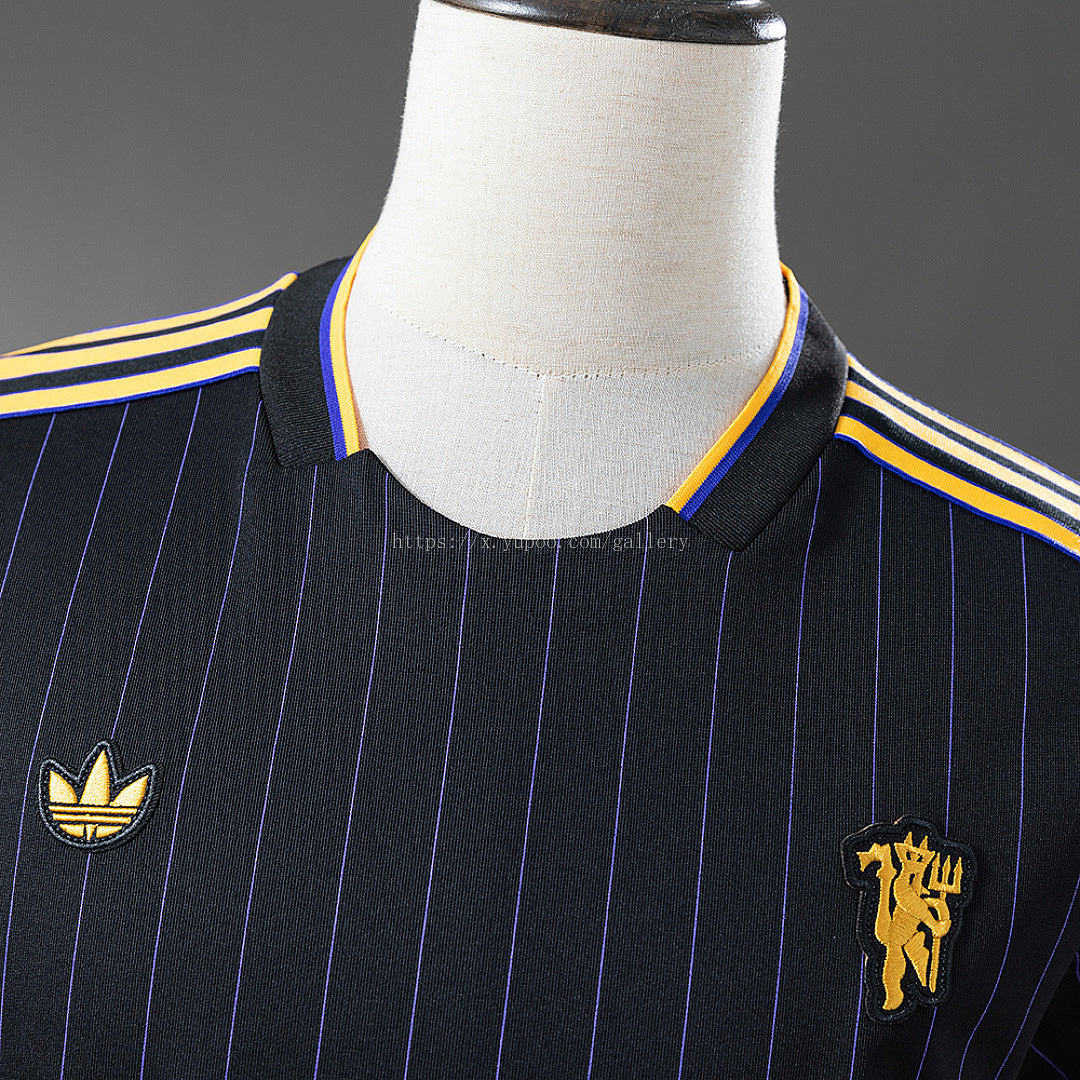 M-U 25/26 Retro Style Jersey - imagem 7