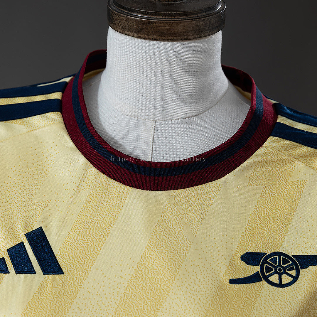 Arsenal 26/27 second-guest women's crop top - imagem 8