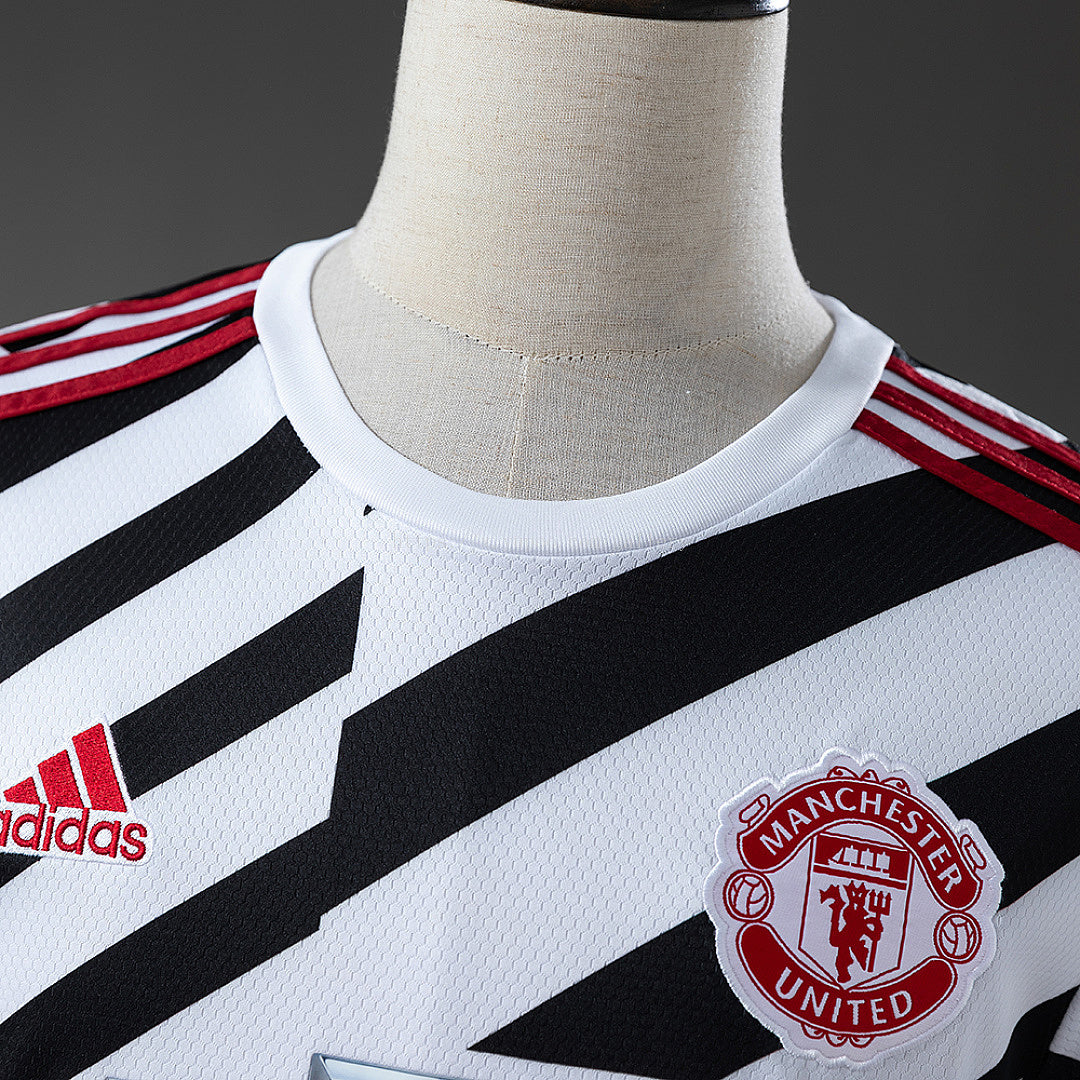 M-U 20/21 Third Away Retro Jersey - imagem 8